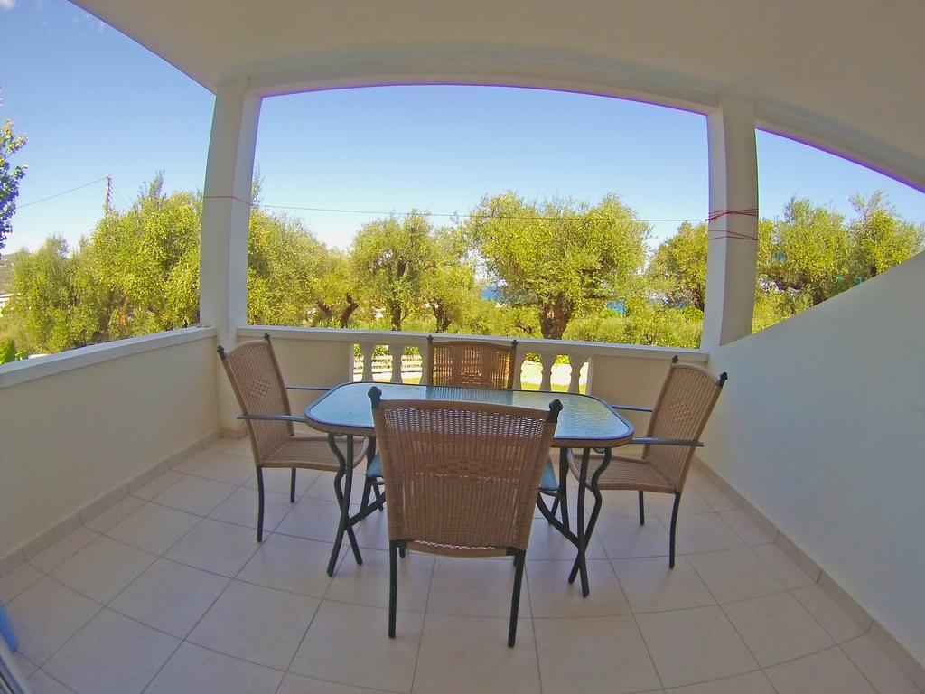Pouliezos Koklanis Zante Apartments Alykes  Exterior photo